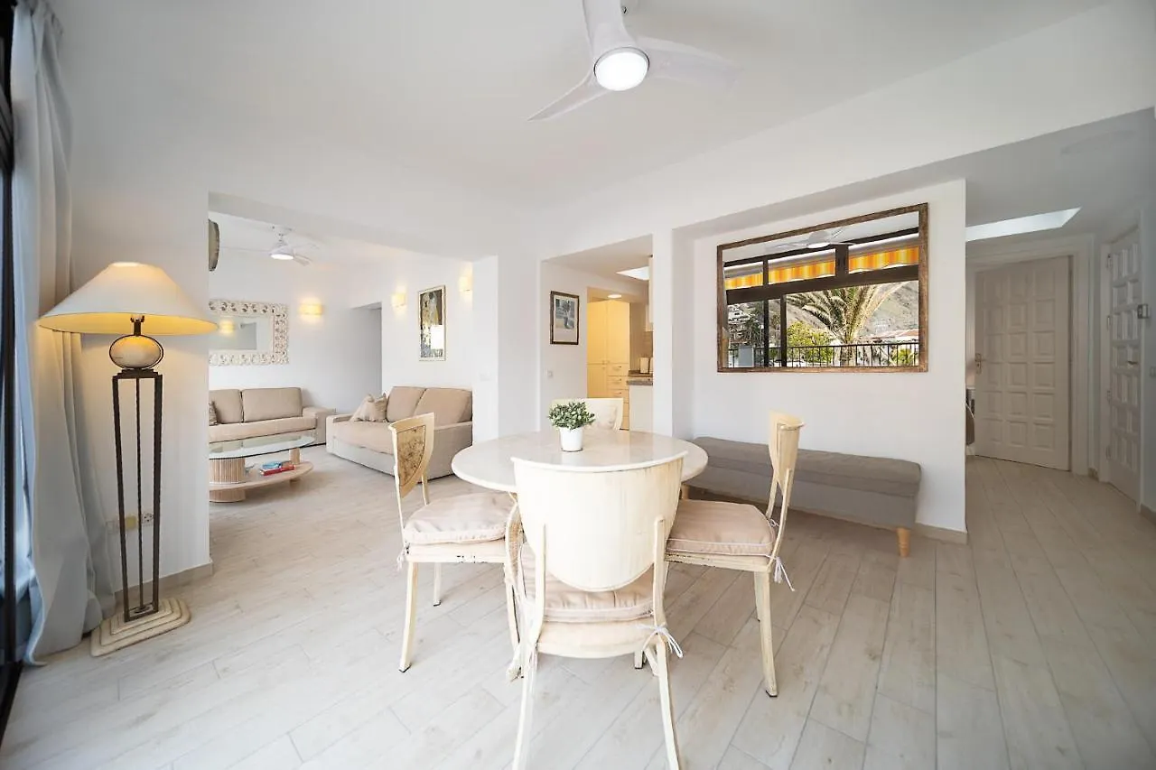 Apartment Oasis Bay - Cliffs, Beach, Town Center Santiago Del Teide Spain